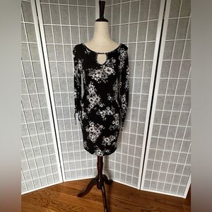 Long sleeve floral mini dress